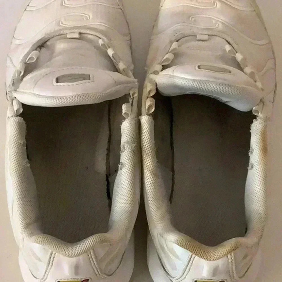 Nike Air Max Plus TN ‘Triple White’ (AJ2029 100) Shoes Size: 6.5Y Preloved - Picture 4 of 6